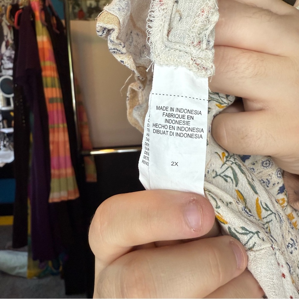 Lucky Brand size 2X Cream Multi Floral Pattern Bottom Down Blouse - Picture 4 of 7
